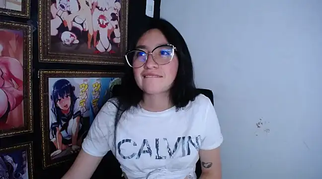 Arielle lov online show from 02/16/25, 01:27