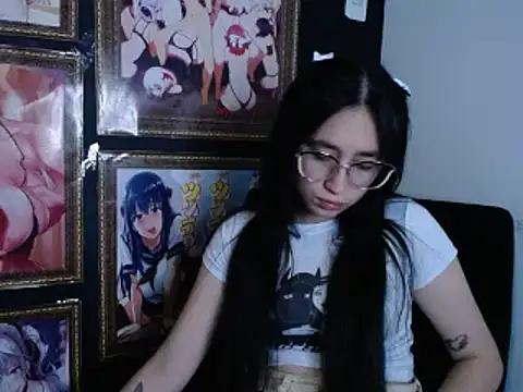 Arielle lov online show from 02/17/25, 06:53