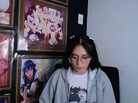 Arielle lov online show from 02/17/25, 09:56