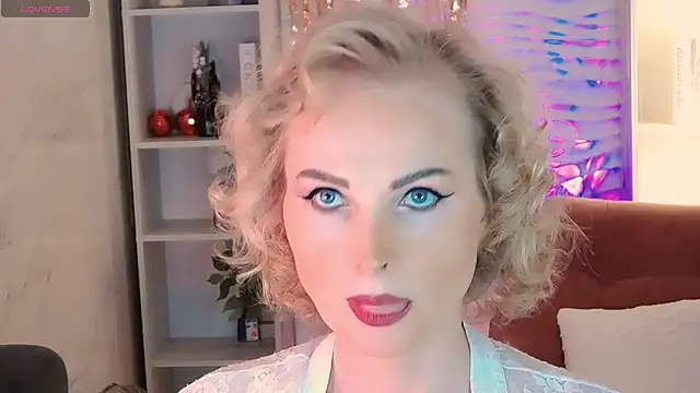 Sandra Kind online show from 01/18/26, 05:33