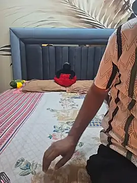 RealcoupleP online show from 02/11/26, 05:07