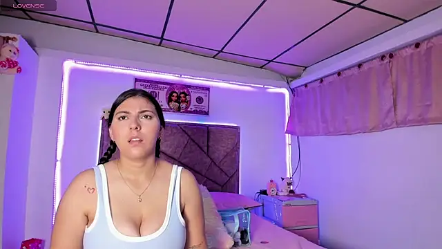 Cristal Smith20 online show from 11/27/25, 01:18