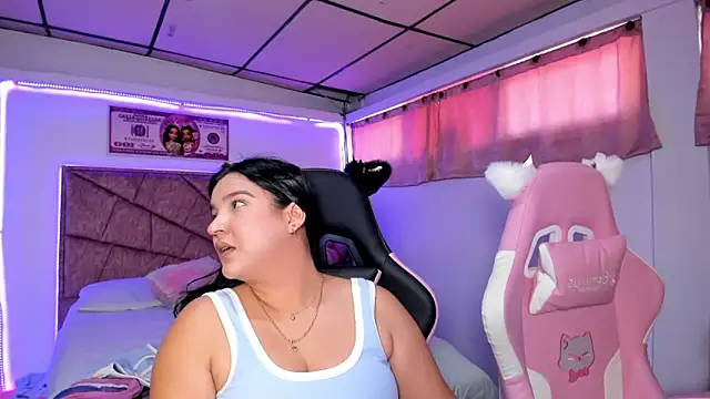 Cristal Smith20 online show from 04/24/26, 04:09