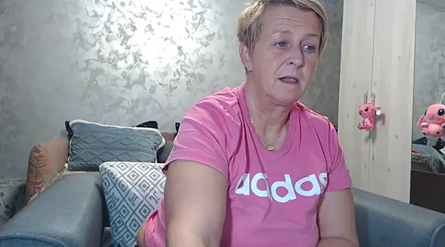 RosesandLillies online show from 03/18/25, 06:15