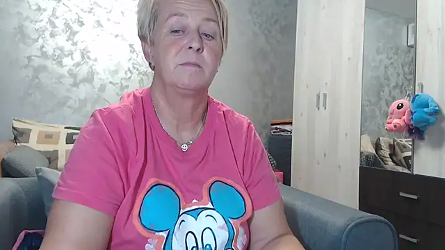 RosesandLillies online show from 10/11/25, 04:49