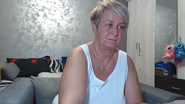 RosesandLillies online show from 01/13/26, 06:13