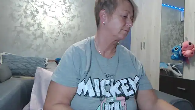 RosesandLillies online show from 02/23/26, 05:54