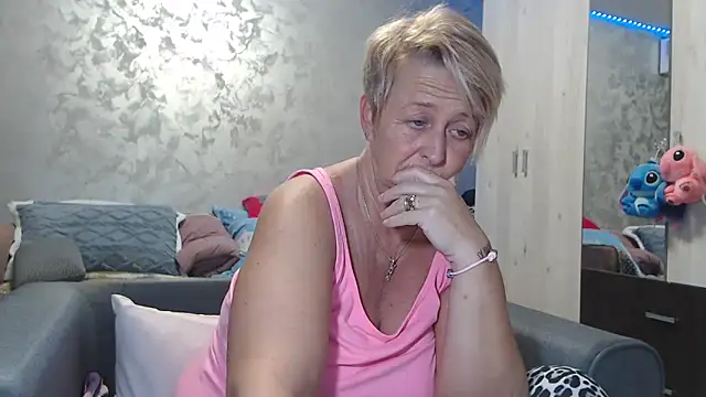 RosesandLillies online show from 02/27/26, 05:57