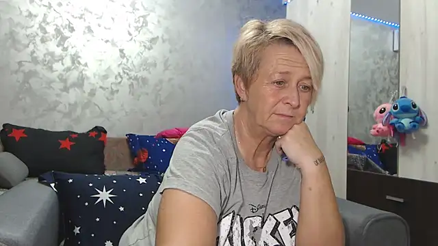 RosesandLillies online show from 03/30/26, 05:25