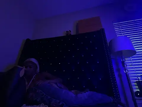 Snapshot of celestefantasea chatting on 02/25/25, 12:13 celestefantasea online show from 02/25/25, 12:13