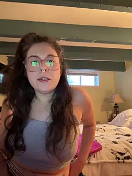 Snapshot of Rosiee69_ chatting on 03/02/25, 10:16 Rosiee69 online show from 03/02/25, 10:16