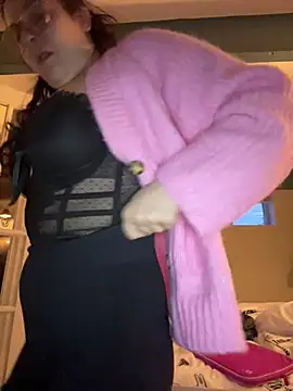 Snapshot of Rosiee69_ chatting on 03/03/25, 11:22 Rosiee69 online show from 03/03/25, 11:22