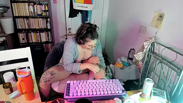 Snapshot of Rosiee69_ chatting on 11/09/25, 02:21 Rosiee69 online show from 11/09/25, 02:21