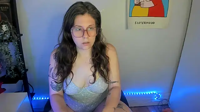 Rosiee69  online show from 04/25/26, 05:10