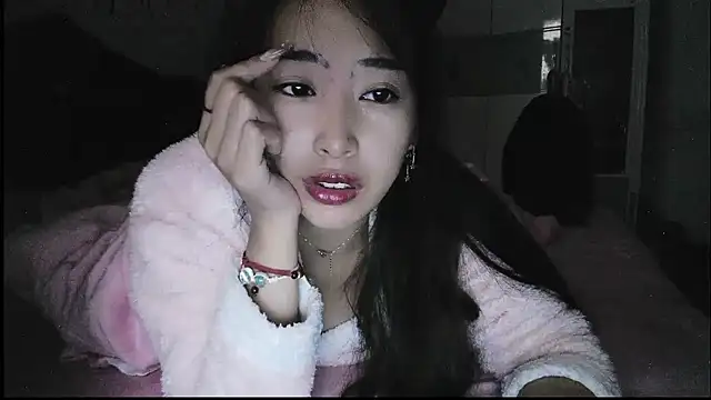 hebe-02 online show from 11/03/25, 11:48