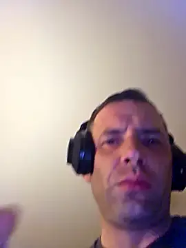 Snapshot of Nidge251 chatting on 06/15/26, 12:46 Nidge251 online show from 06/15/26, 12:46