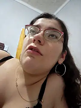 Snapshot of agyme chatting on 03/09/25, 05:33 agyme online show from 03/09/25, 05:33