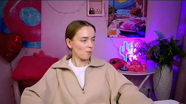 Snapshot of JenniferGraces chatting on 03/04/25, 02:10 JenniferGraces online show from 03/04/25, 02:10