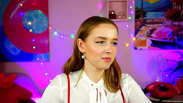 Snapshot of JenniferGraces chatting on 03/14/25, 07:23 JenniferGraces online show from 03/14/25, 07:23