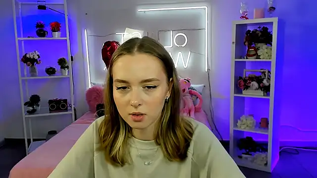 Snapshot of JenniferGraces chatting on 03/21/25, 07:35 JenniferGraces online show from 03/21/25, 07:35