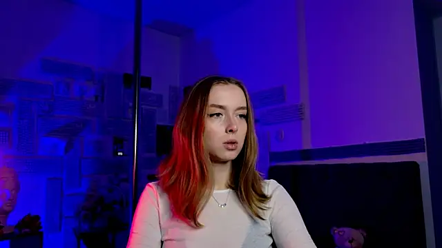 Snapshot of JenniferGraces chatting on 03/22/25, 04:37 JenniferGraces online show from 03/22/25, 04:37