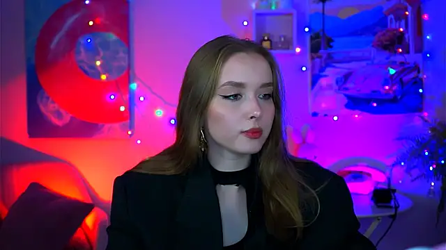 Snapshot of JenniferGraces chatting on 10/17/25, 01:14 JenniferGraces online show from 10/17/25, 01:14