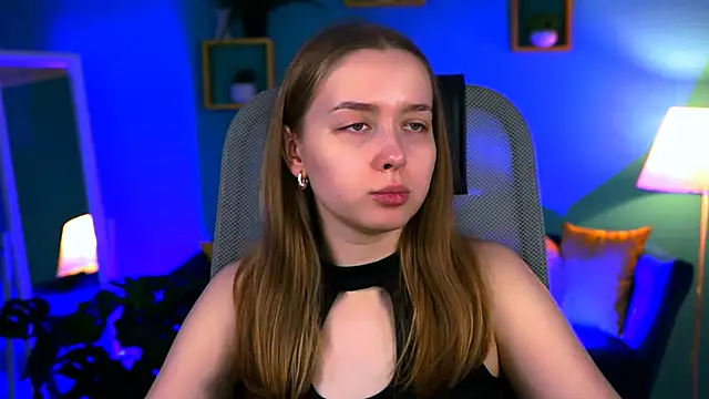 Snapshot of JenniferGraces chatting on 10/29/25, 12:51 JenniferGraces online show from 10/29/25, 12:51