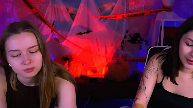 Snapshot of JenniferGraces chatting on 10/30/25, 03:24 JenniferGraces online show from 10/30/25, 03:24