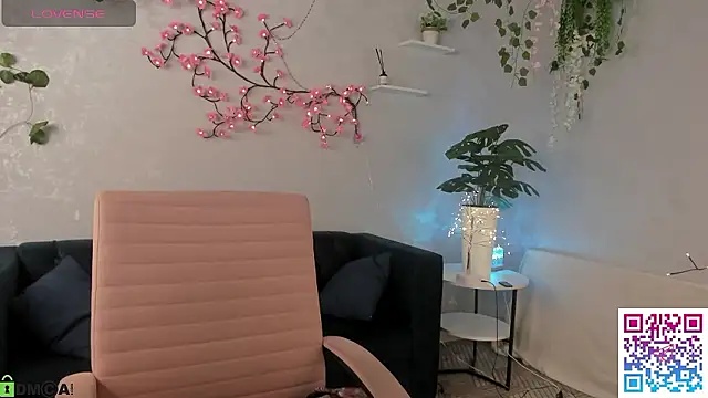 Snapshot of boozekirs_ chatting on 01/19/26, 03:21 boozekirs online show from 01/19/26, 03:21