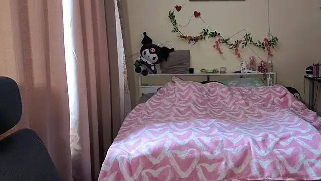 Snapshot of boozekirs_ chatting on 02/16/26, 08:21 boozekirs online show from 02/16/26, 08:21