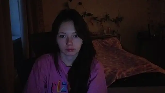 Snapshot of boozekirs_ chatting on 02/24/26, 02:31 boozekirs online show from 02/24/26, 02:31