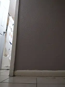 HTXBELLE online show from 11/26/25, 10:33