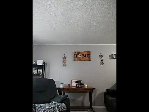 HTXBELLE online show from 11/28/25, 10:23