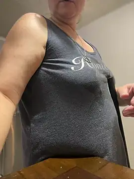 HTXBELLE online show from 05/01/26, 03:11