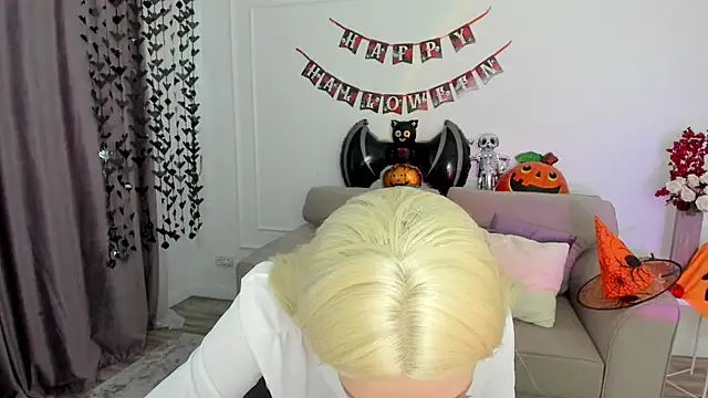 AmandaGracy 1 online show from 10/30/25, 04:25