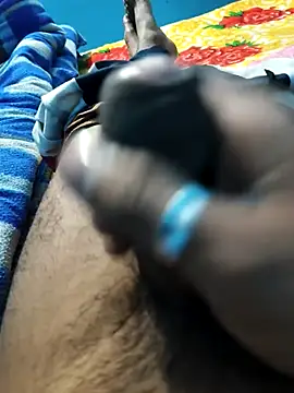 Snapshot of 766yuvi chatting on 02/26/25, 06:37 766yuvi online show from 02/26/25, 06:37