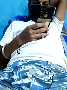 Snapshot of 766yuvi chatting on 10/03/25, 06:16 766yuvi online show from 10/03/25, 06:16