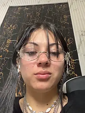 Guxplo  online show from 09/27/25, 12:43