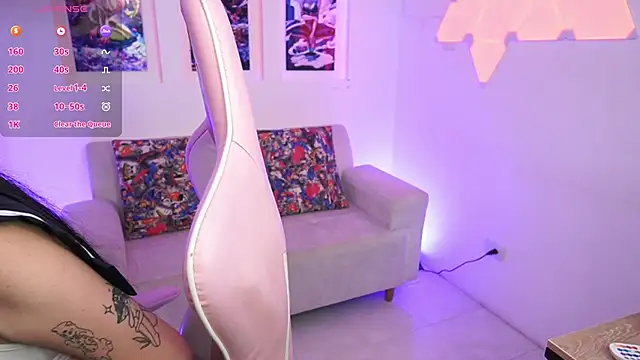 SaharaKramer online show from 02/24/25, 07:52