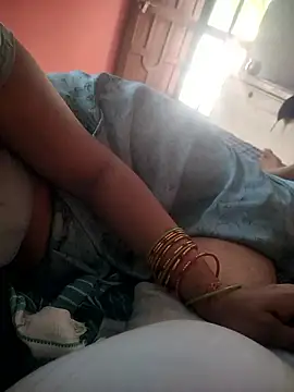 indian couple4 online show from 11/06/25, 08:04