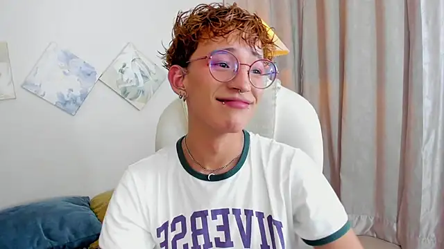 iiangel  online show from 02/04/26, 03:34