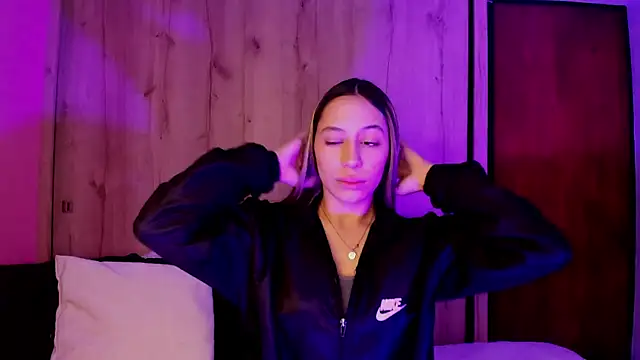 TANIA 06 online show from 04/29/26, 01:15