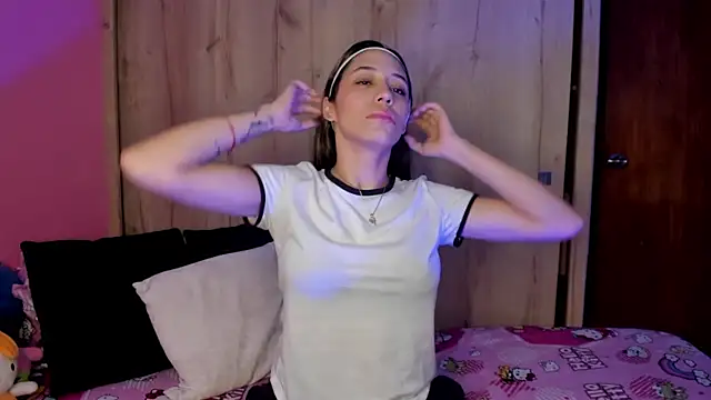 TANIA 06 online show from 05/15/26, 08:49