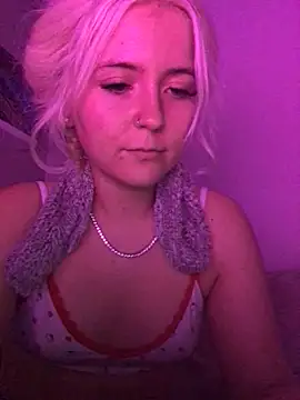 Snapshot of Blondie_Sofia_Essexbabe chatting on 09/11/25, 11:49 Blondie Sofia Essexbabe online show from 09/11/25, 11:49