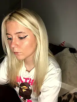 Blondie Sofia Essexbabe online show from 01/12/26, 11:43