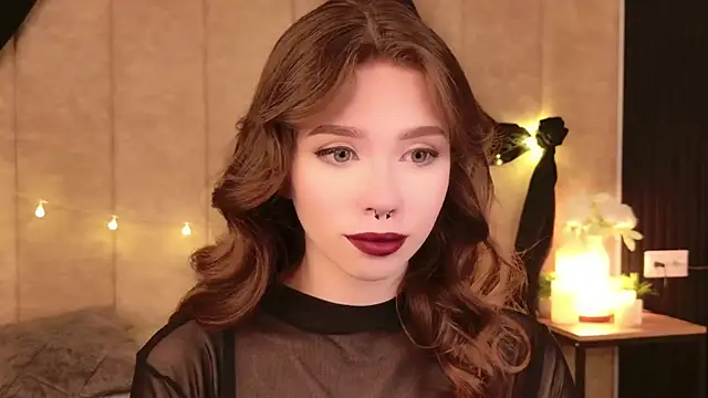 Snapshot of Sierra_Fane chatting on 10/09/25, 06:00 Sierra Fane online show from 10/09/25, 06:00