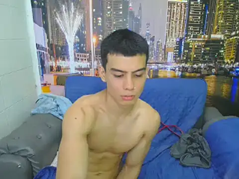 seigfried0 online show from 02/18/25, 09:42