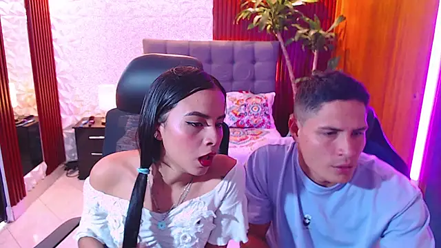 Snapshot of SaraClub_JY chatting on 02/20/25, 08:36 SaraClub JY online show from 02/20/25, 08:36