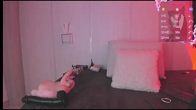 sasha riverss online show from 11/10/25, 07:35