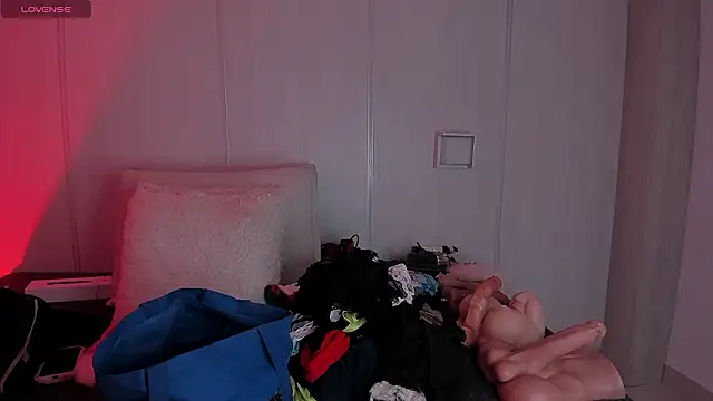 sasha riverss online show from 01/31/26, 07:23